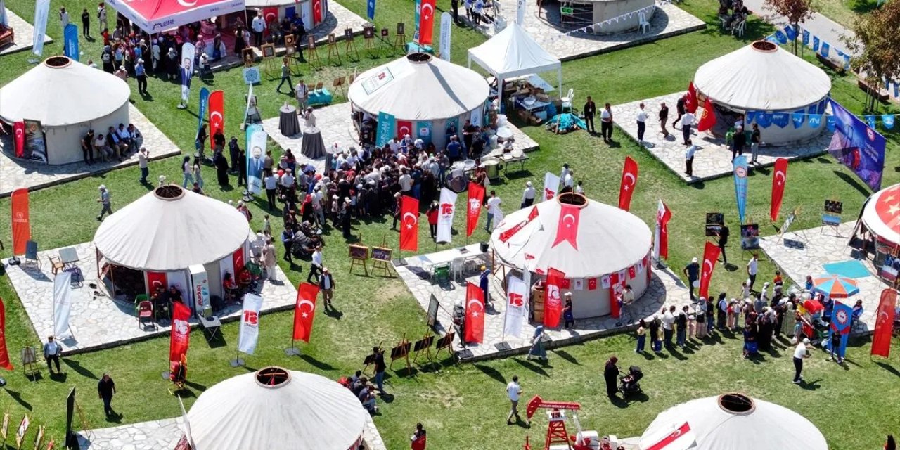 Kahramanmaraş’ın Kültürel Zenginlikleri Ahlat’ta Dünyaya Tanıtıldı