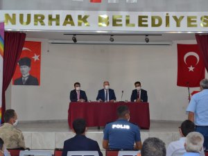 Vali Çoşkun Nurhak Ve Ekinözü’nü Ziyaret Etti!