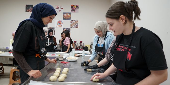 Yaz Tatilinde Üretkenliğin Adresi Genç KAMEK Kursları Oldu