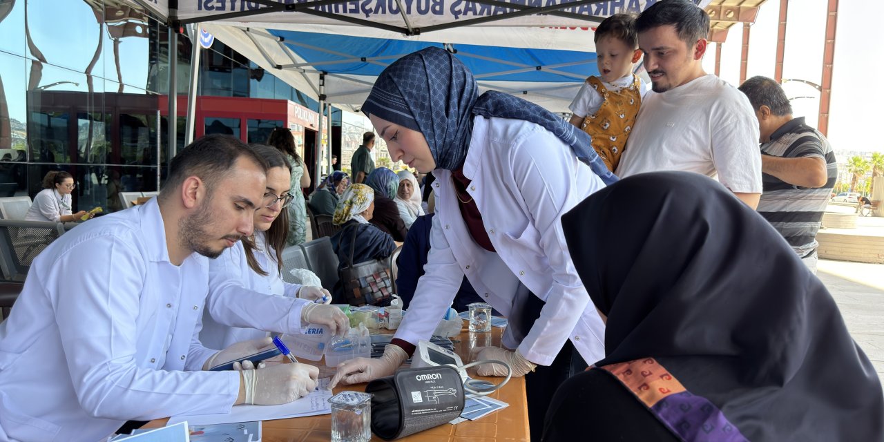 Kahramanmaraş Halk Sağlığı Haftası’na Güçlü Destek
