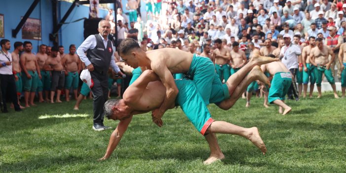Bertiz’de 30. Geleneksel Bertiz Boyalı Şalvar Güreşlerine Yoğun İlgi