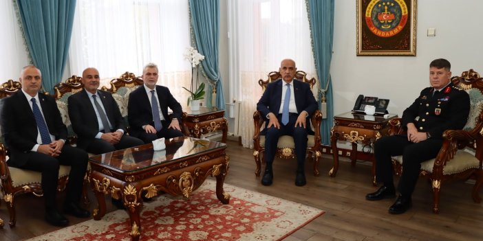 AK Parti Kahramanmaraş Heyeti İl Jandarma Komutanı Tataroğlu’nu Ziyaret Etti