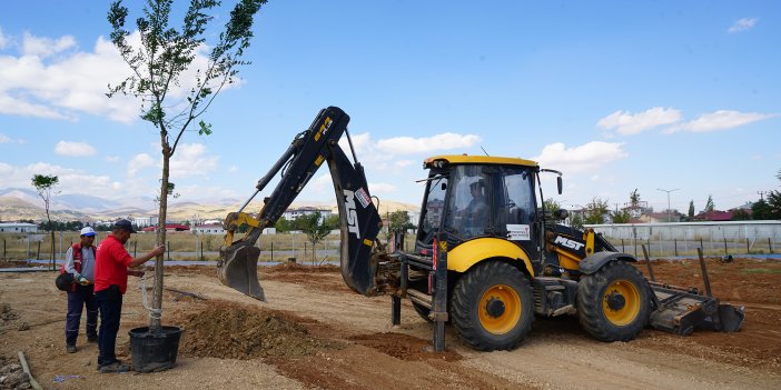 Afşin Millet Bahçesi’ndeki Dönüşüm Tamamlıyor