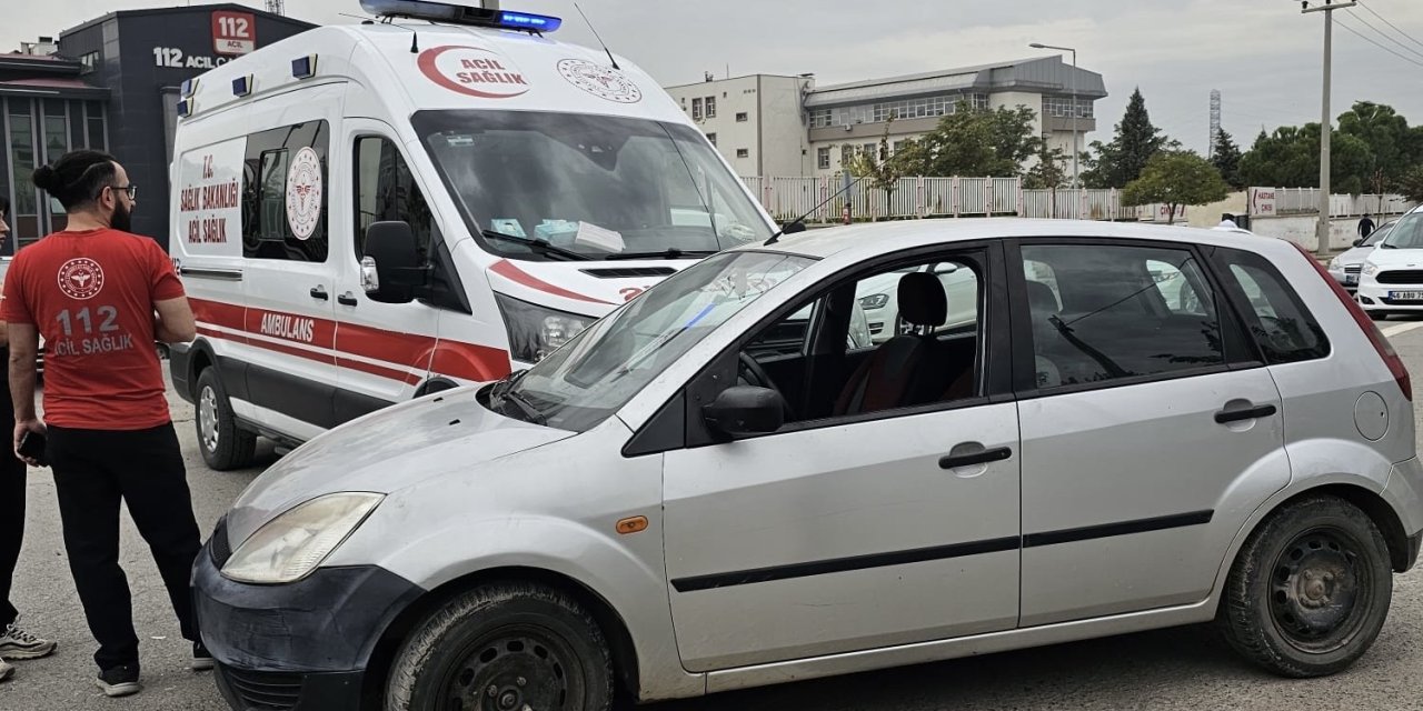 Kahramanmaraş’ta Otomobil ile Ambulans Çarpıştı