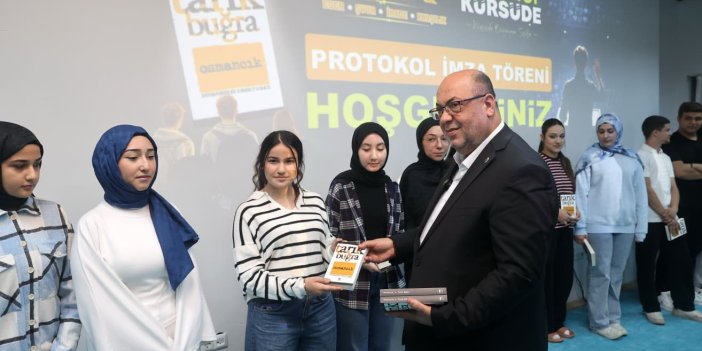 Gençler Kürsüde Ve Eşik Projelerinde Yeni Dönem Başladı