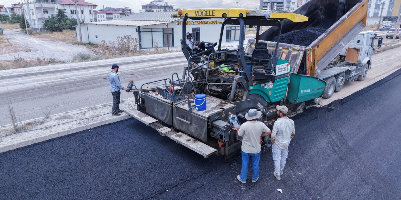 Elbistan’da Sokak Sokak Cadde Cadde Asfalt
