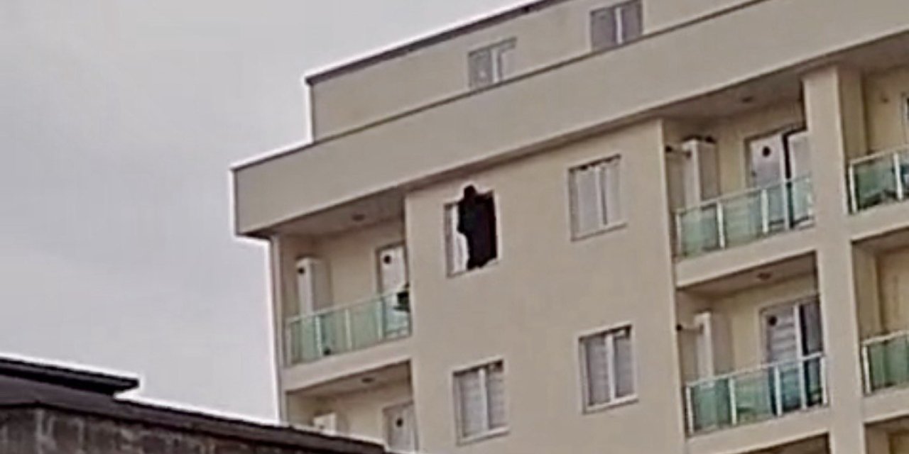 Kahramanmaraş’ta Penceredeki Kadın İçin Ekipler Harekete Geçti
