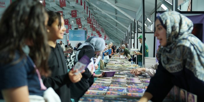 Anadolu’nun En Büyük Kitap Fuarı, Öğrencilerle Şenleniyor
