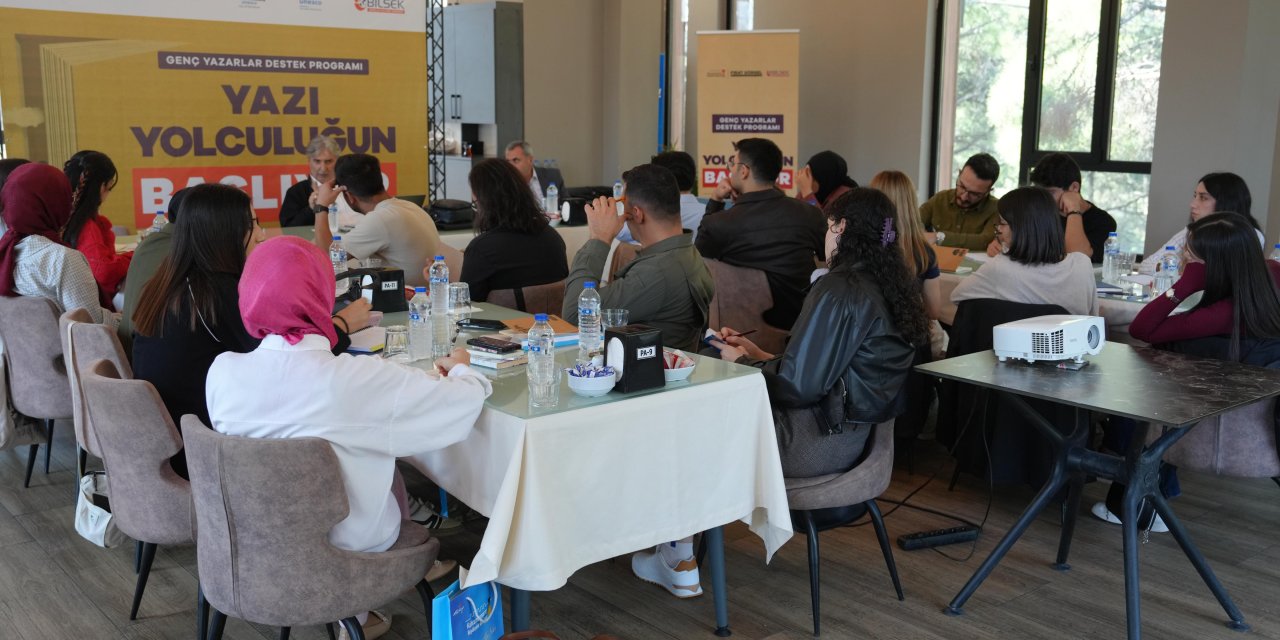 Kahramanmaraş’ta Gençlere Özel Yazarlık Kampı Başladı