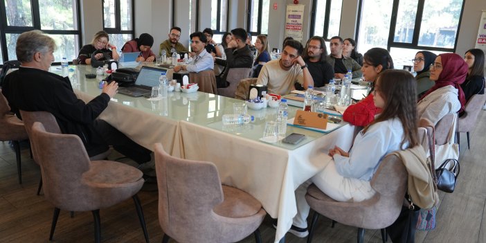 Kahramanmaraş’ta Gençlere Özel Yazarlık Kampı Başladı