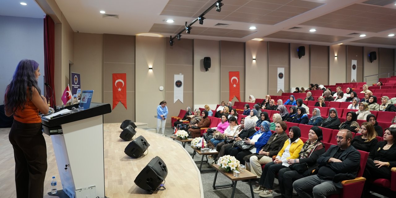 Kadın Üreticiler Büyükşehir’in Destekleriyle Kendilerini Geliştiriyor