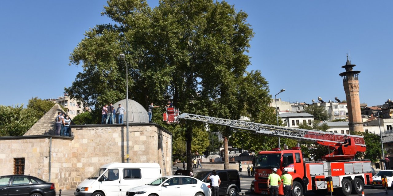 Kahramanmaraş’ta polis intihar girişimini son anda önledi