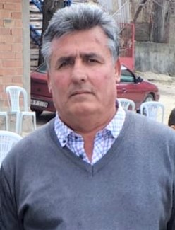 Mahalle muhtarı kaldırıldığı hastanede hayatını kaybetti