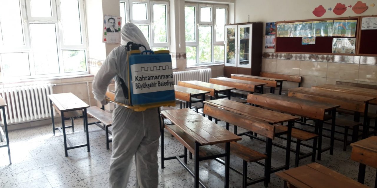 Elbistan’da Okullar Dezenfekte Ediliyor