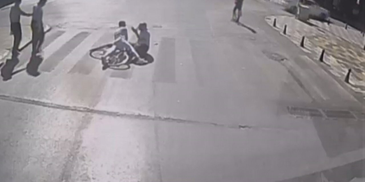 Önce çarpıştılar sonra kavga ettiler