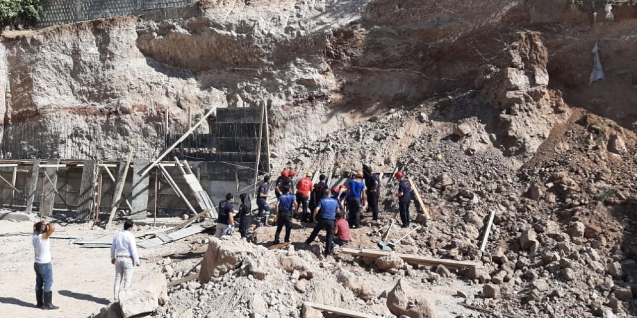 Kahramanmaraş’ta inşaat alanında göçük: 2 ölü