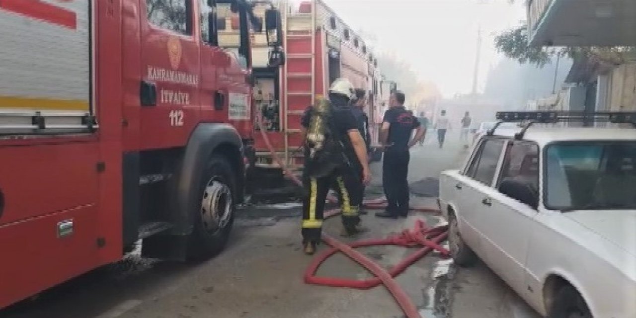 Kahramanmaraş’ta PVC fabrikasında yangın