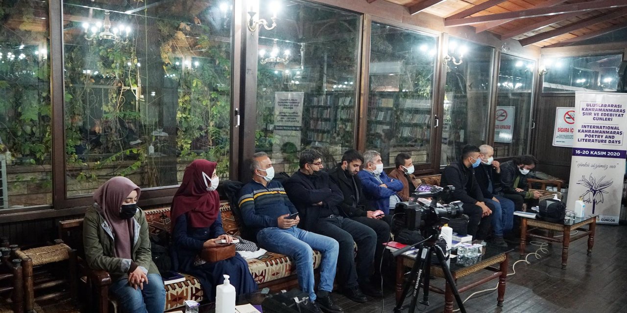 Şair ve yazarlar etkinliklere renk kattı