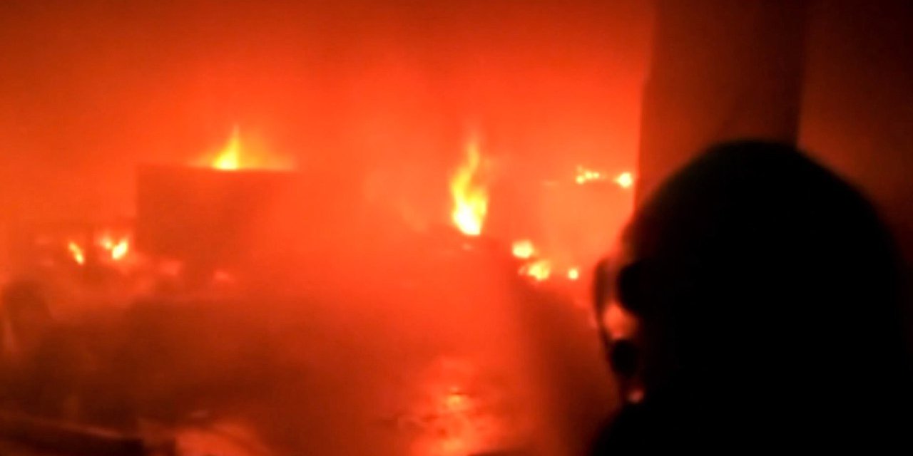 Çaydanlık imalathanesinde yangın