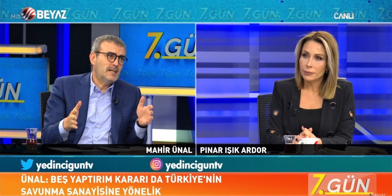 Mahir Ünal, “Gerçeklik sonrası bir çağda yaşıyoruz artık”