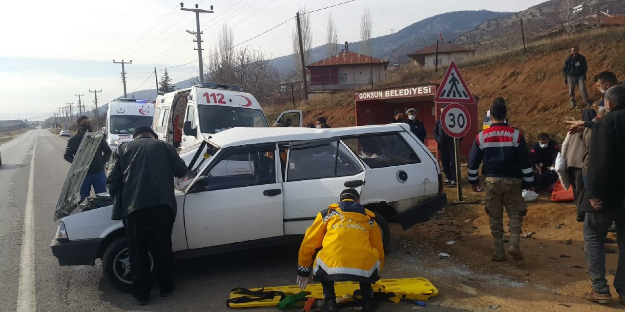Trafik kazasında ağır yaralanan kişi hastanede hayatını kaybetti