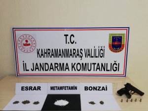 Jandarma Uyuşturucu Satıcılarına Göz Açtırmıyor