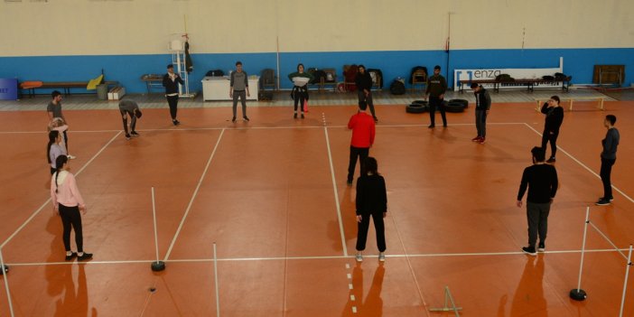 Elbistan’da ücretsiz spor akademi kursları başladı
