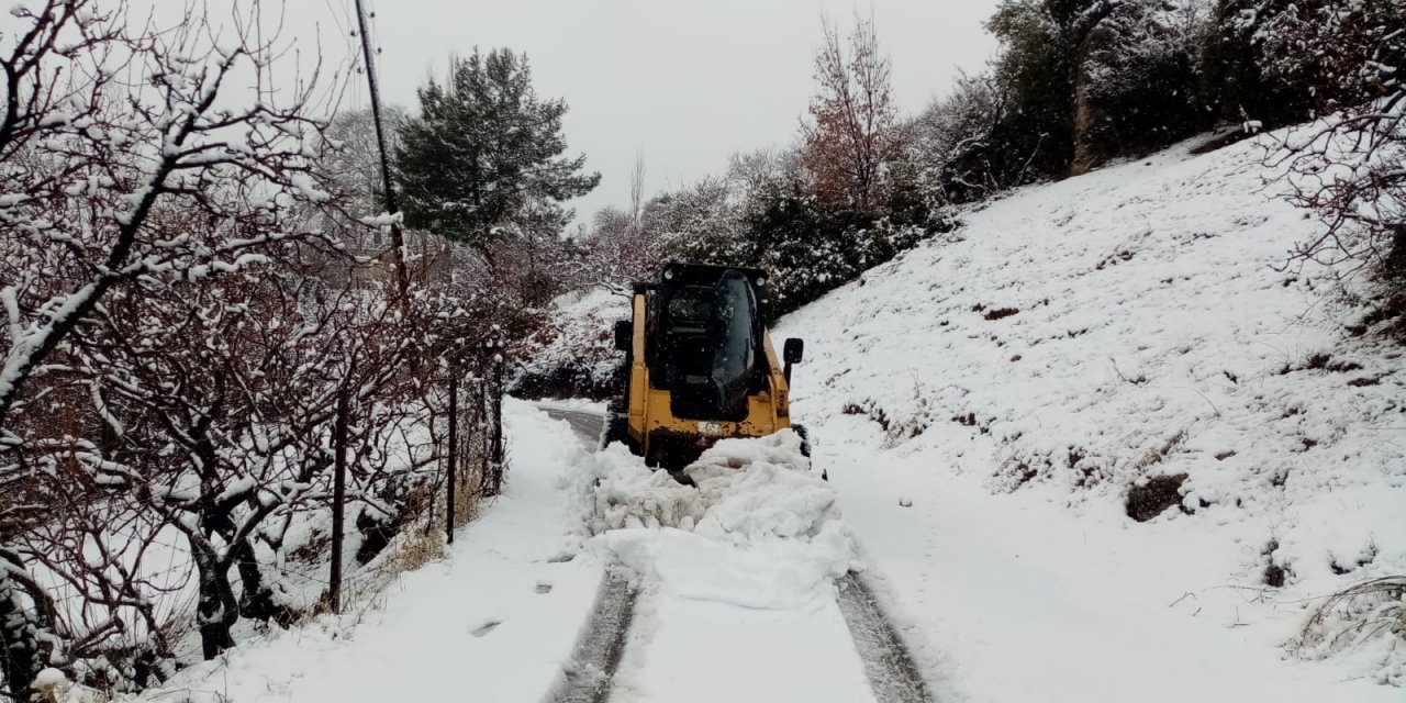 Dulkadiroğlu’nda karla mücadele devam ediyor