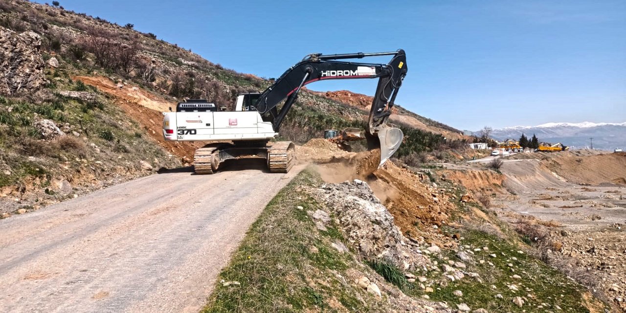 Onikişubat Dadağlı bağlantı yolu iyileştiriliyor