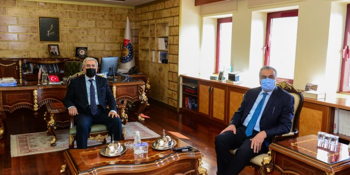 Müftü Sürgeç’ten Rektör Can’a veda ziyareti