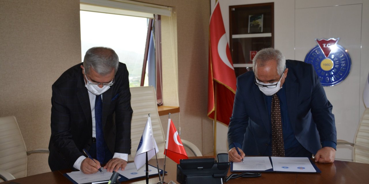 Karacasu ve Türkoğlu yerleşkeleri İstiklal Üniversitesine devredildi