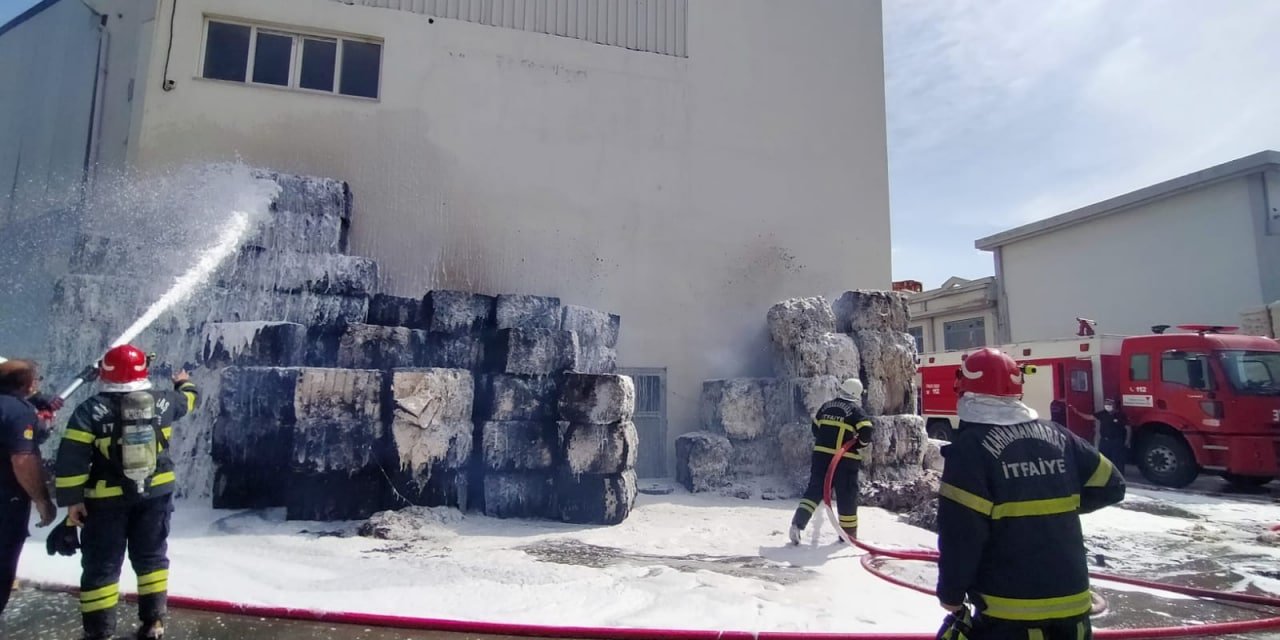 Kahramanmaraş’ta fabrikada yangın korkuttu