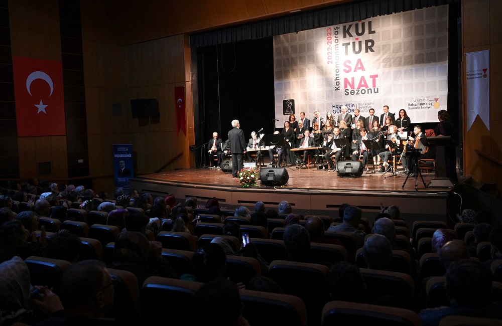 turk-sanat-muzigi-konseri-4.jpg