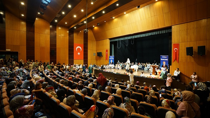 saliha-erdim-soylesisi-4.jpg